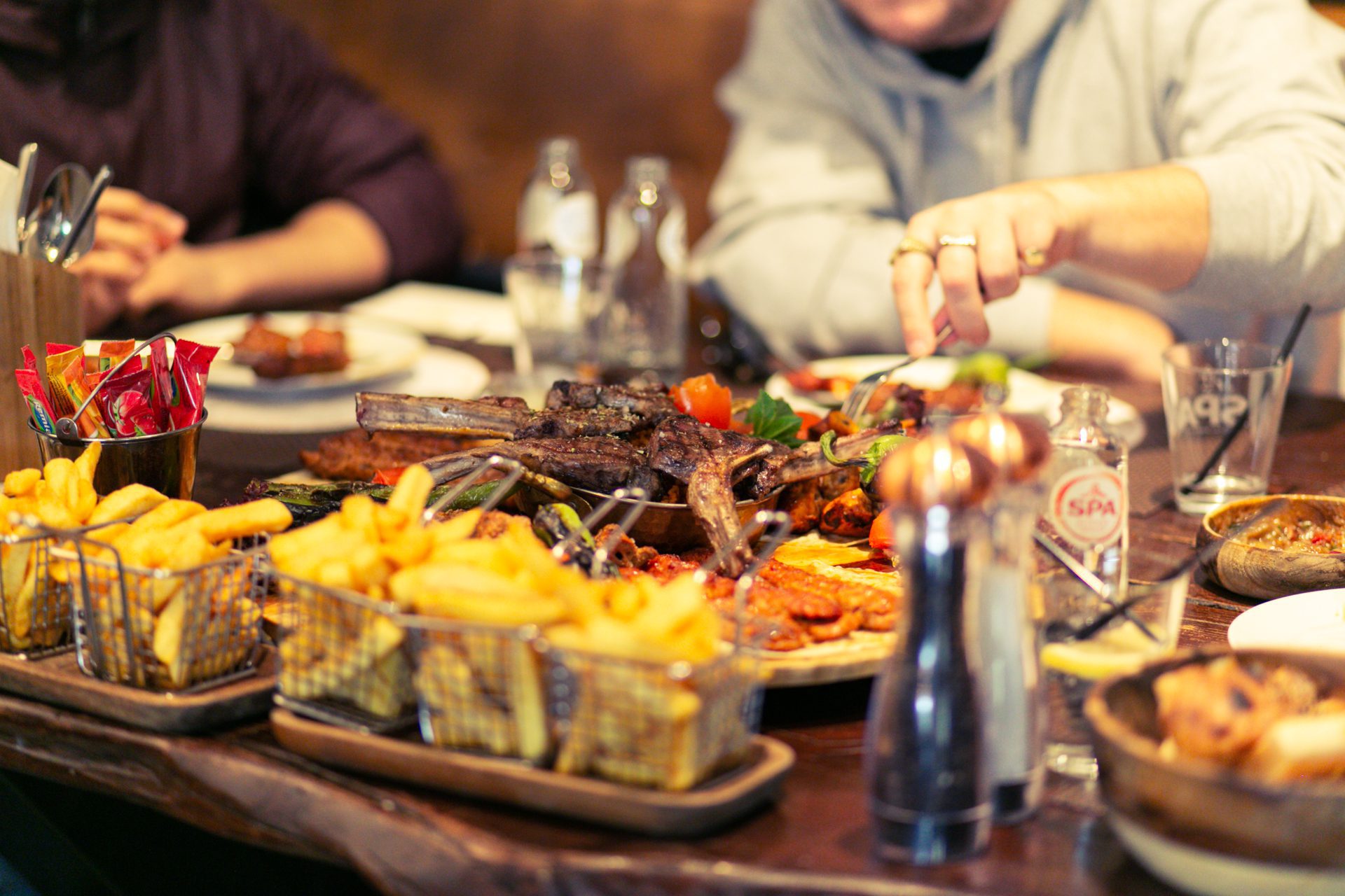 uit eten met het hele gezin